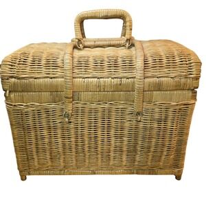 Vintage‎ Large Handled Locking Rectangular Wicker Picnic Storage Basket 12x10x8